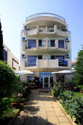  Hotel Briz  Бургас